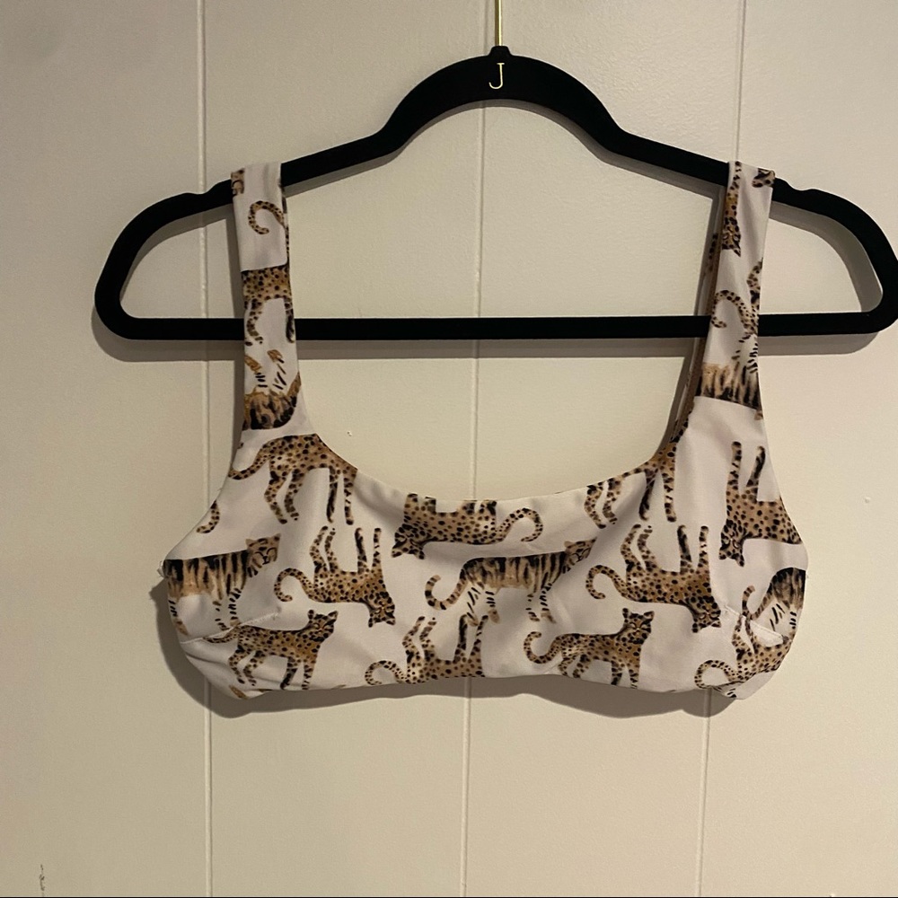 Cheetah swim top scoop neck from aerie size medium
